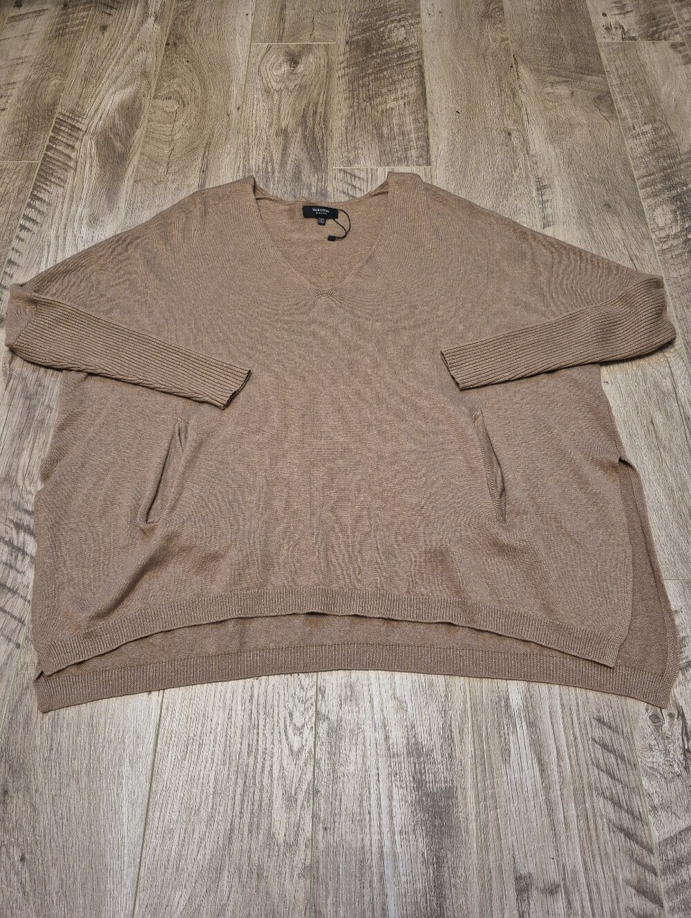 Babaton Aritzia Women's Neutral Brown Oversized V-Neck Knit Sweater Size XS - Picture 2 of 5